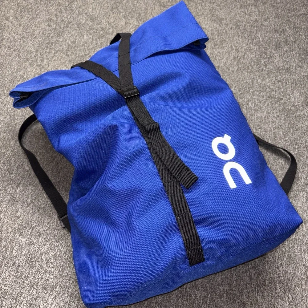On Running Ambassador Pack Unisex Backpack / Shoulder Tote Bag Blue‎ Reflective